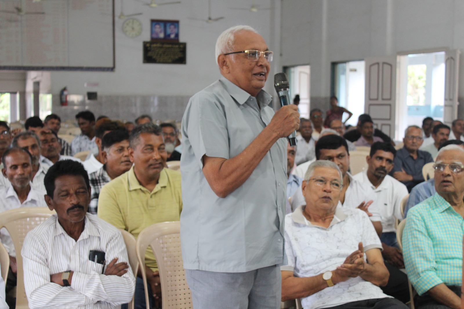 Meeting Image 25